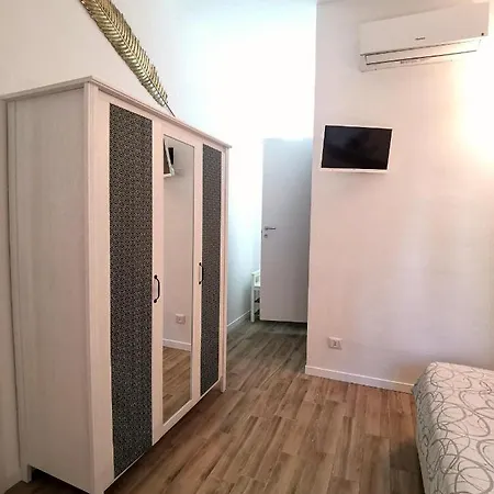 5 Terre Flat Apartment