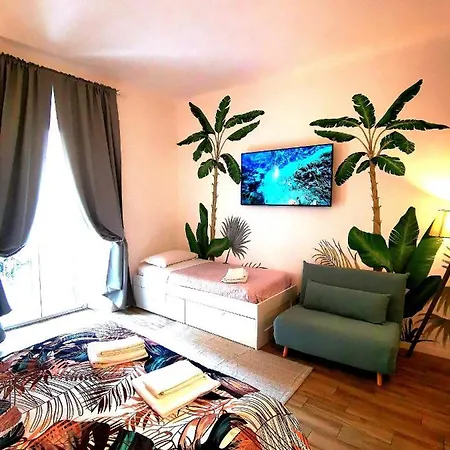 5 Terre Flat Apartment