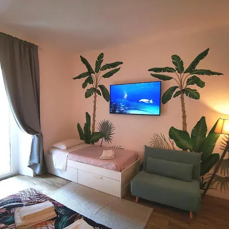 5 Terre Flat Apartment