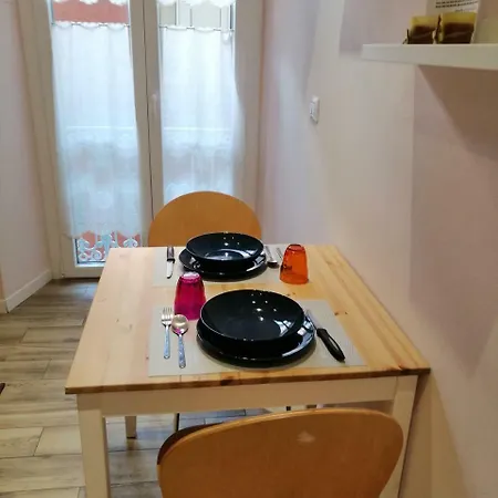5 Terre Flat Apartment *