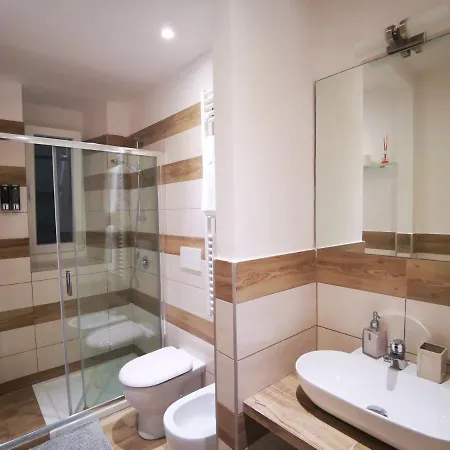 5 Terre Flat Apartment *